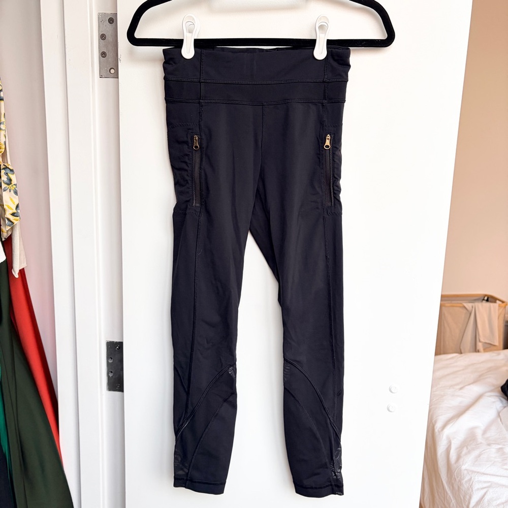 Lululemon Athletica Black Leggings with Zipper Details